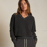 Zuri Reverse Fleece V Neck Sweatshirt (Vintage Black)