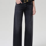 Linda Easy Straight in Vintage Black