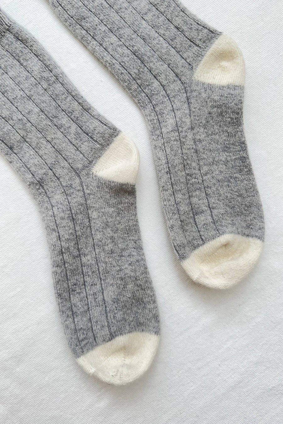 Classic Cashmere Socks: Grey Melange