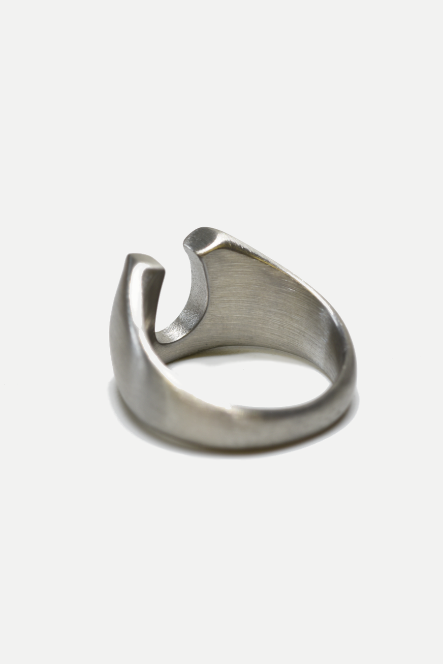 Horseshoe Ring: 11