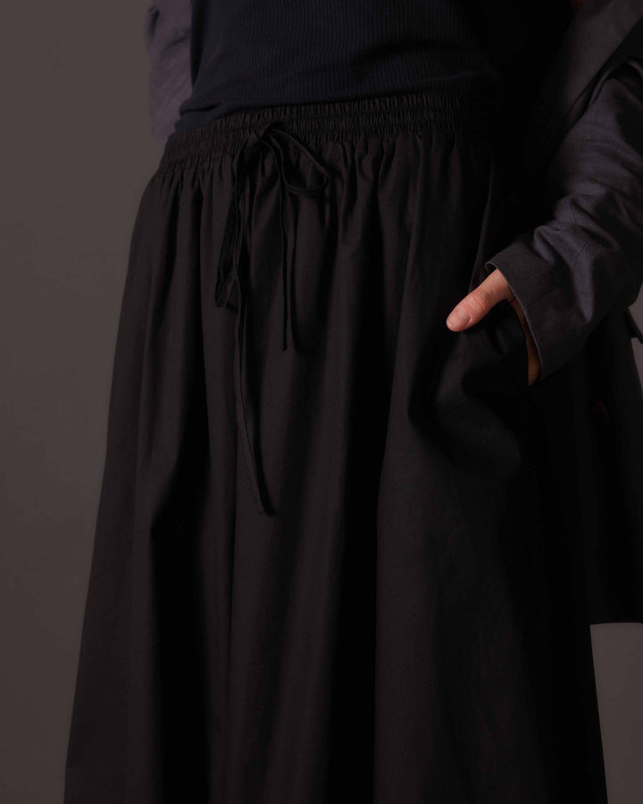 Poplin Maxi Skirt (Black)