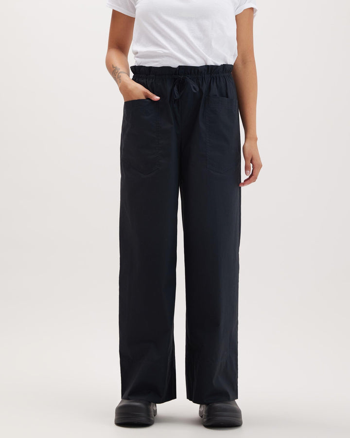 Weekend Poplin Pant (Black)