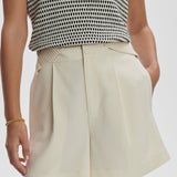 Mariya Easy Pleat Short 4.5 (Birch)