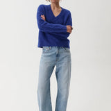 Kit V-Neck Pullover Sweater (Sapphire)