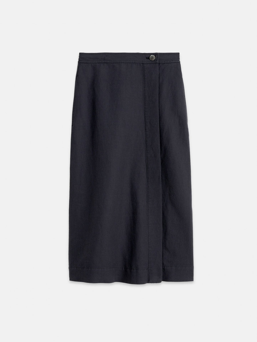 Agnes Skirt in Twill (Washed Black)