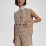 Karla Quilted Gilet (Light Taupe)