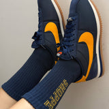 Preppy Socks (Navy / Gold)
