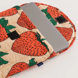 Puffy Laptop Sleeve 16" (Strawberry)